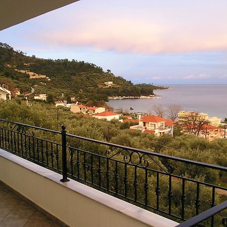 Golden Beach Inn Chrysi Ammoudia Exterior photo