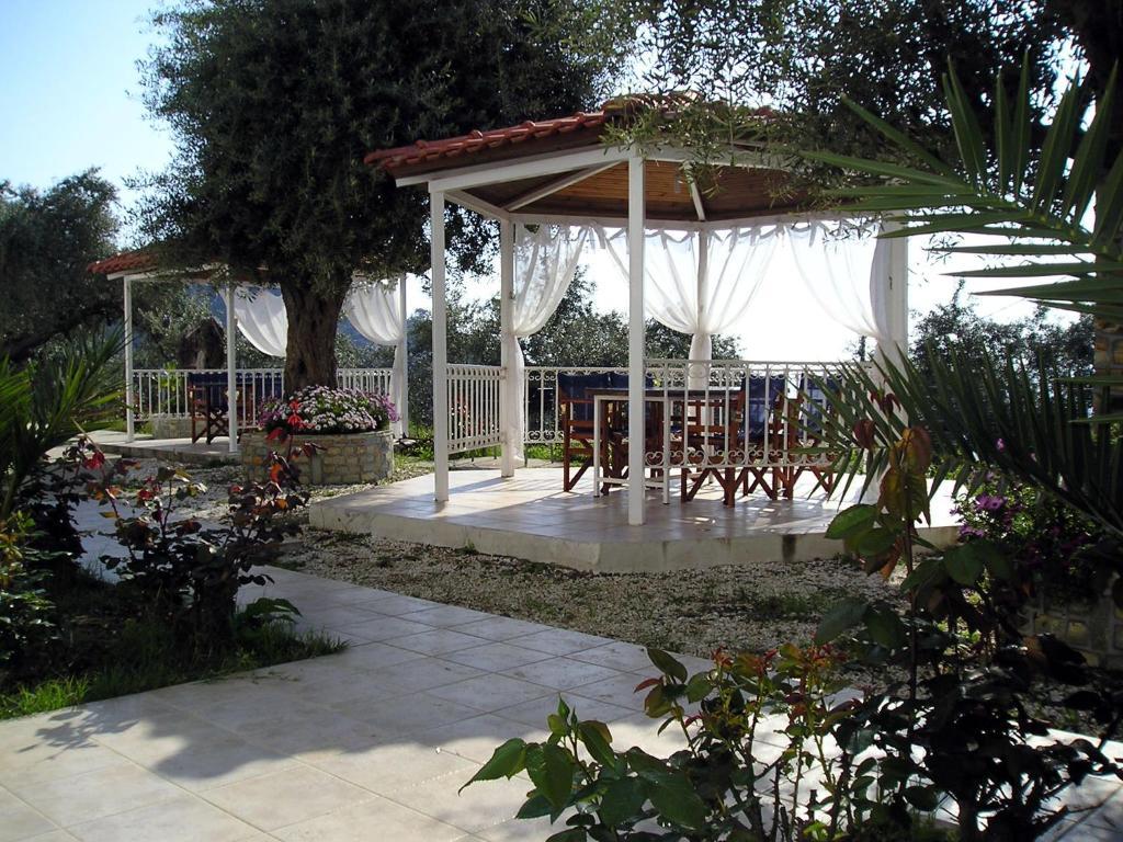 Golden Beach Inn Chrysi Ammoudia Room photo